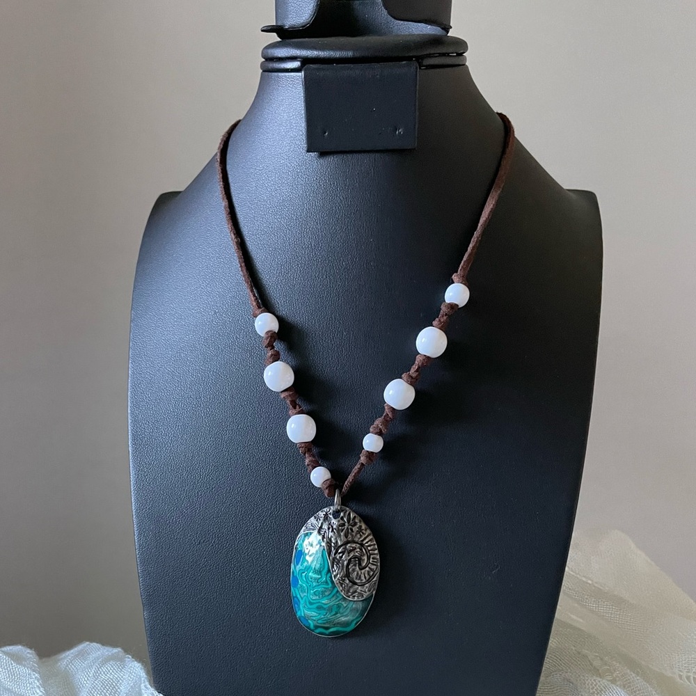 Disney Moana Heart of Te Fiti Replica, square wooden beads necklaces